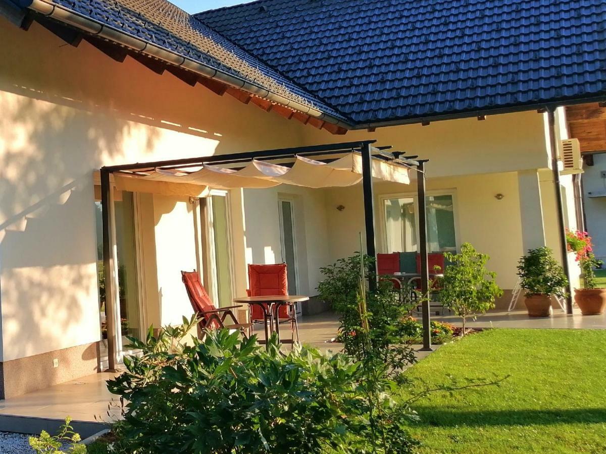 Sobe Meta Bed & Breakfast Brezje Ngoại thất bức ảnh